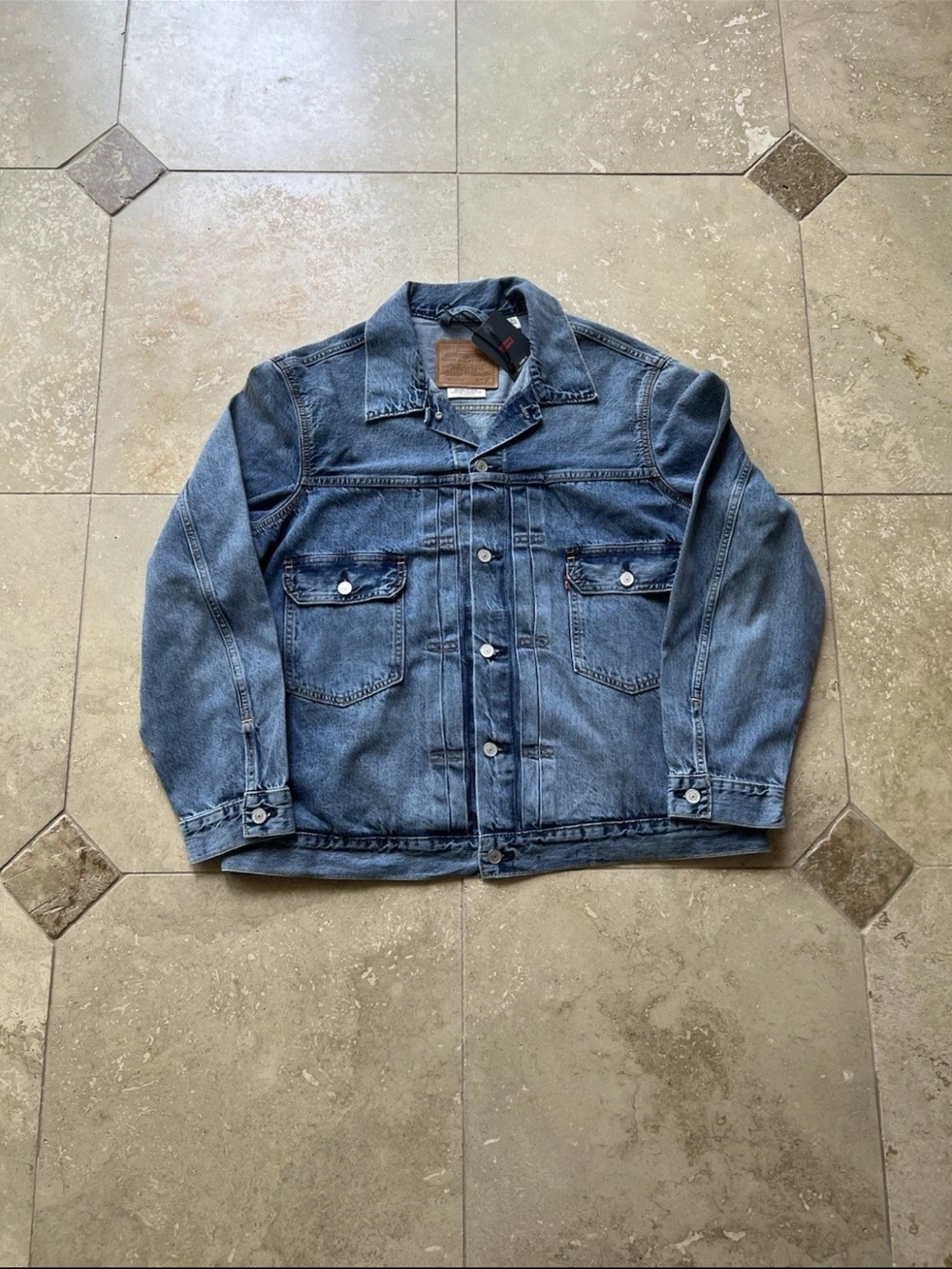 Levi's Premium Type 2 Denim Trucker Jacket Retro Size XL BNWT